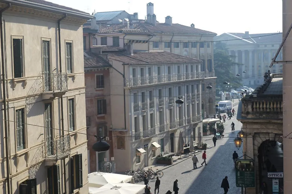 Oda ve Kahvaltı B&B Alla Casa Di Lucia Verona