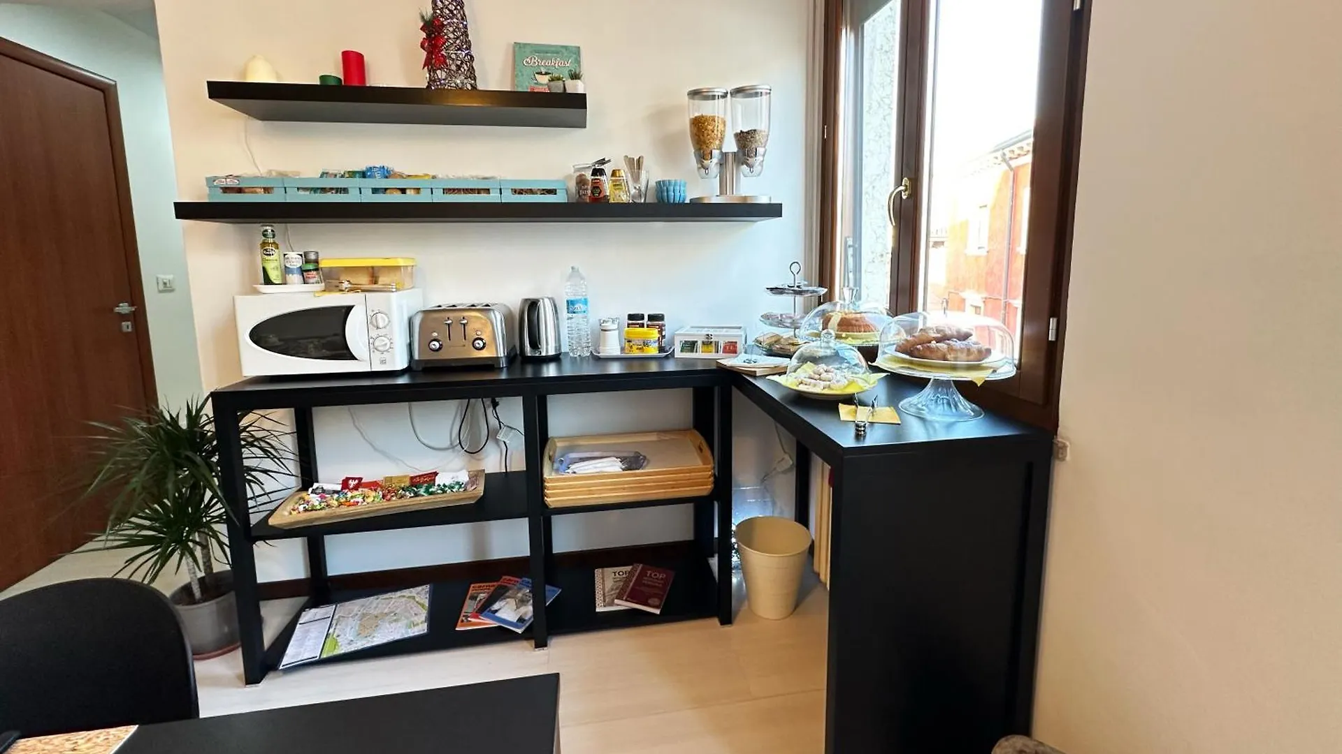 B&B Alla Casa Di Lucia Verona Oda ve Kahvaltı
